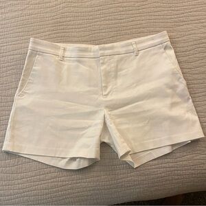 Banana republic white dress chino short